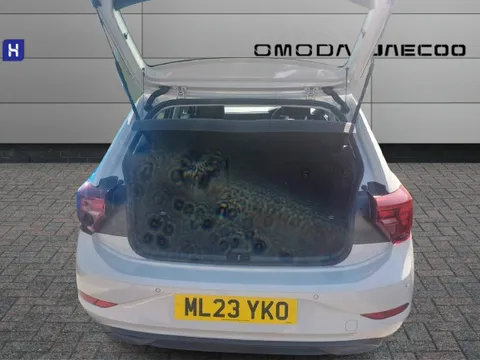 ML23YKO Volkswagen Polo 1.0 TSI Life 5dr Thumbnail #8