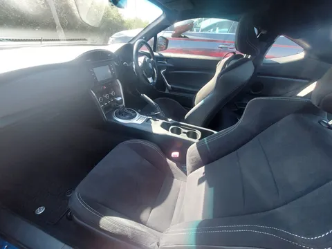 DG17KXD Toyota GT86 2.0 D-4S 2dr Auto Thumbnail #35