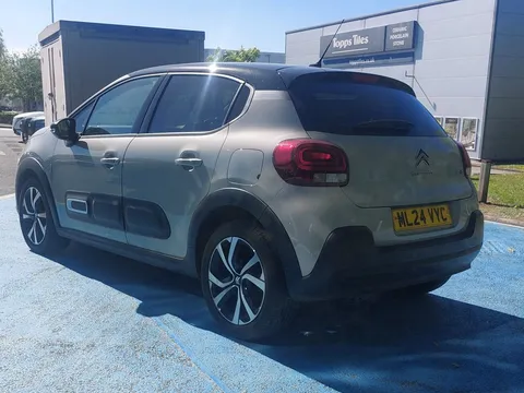 ML24VYC Citroën C3 1.2 PureTech Max 5dr Thumbnail #5