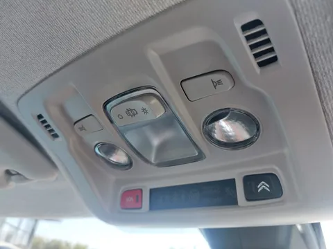 ML24VYC Citroën C3 1.2 PureTech Max 5dr Thumbnail #28