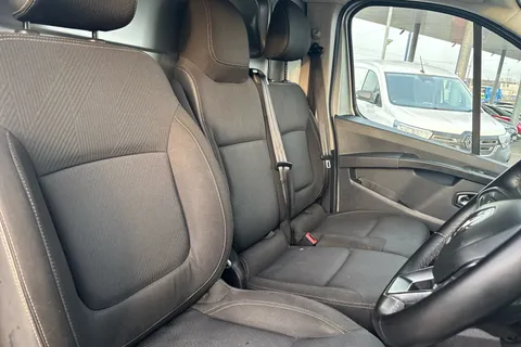 FM23UFW Renault Trafic LL30 Blue dCi 170 Sport+ Van EDC Thumbnail #9