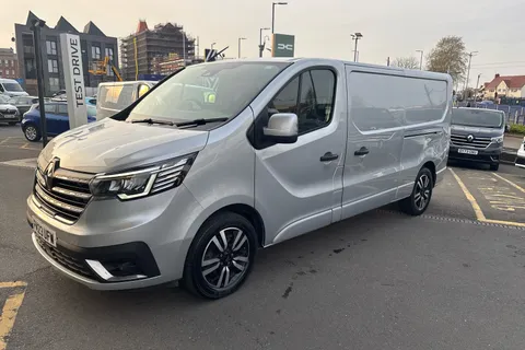 FM23UFW Renault Trafic LL30 Blue dCi 170 Sport+ Van EDC Thumbnail #16