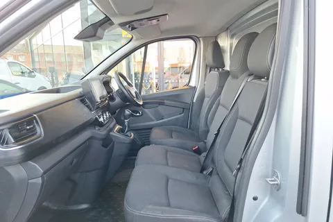 YK23SJL Renault Trafic LL30 Blue dCi 170 Sport Van EDC Thumbnail #9