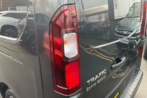 YL23UGX Renault Trafic LL30 Blue dCi 150 Extra Sport Van Thumbnail #36
