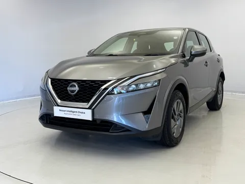 DU23CCV Nissan Qashqai 1.3 DiG-T MH Acenta Premium 5dr Thumbnail #4
