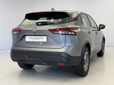 DU23CCV Nissan Qashqai 1.3 DiG-T MH Acenta Premium 5dr Thumbnail #6