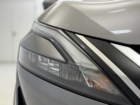 DU23CCV Nissan Qashqai 1.3 DiG-T MH Acenta Premium 5dr Thumbnail #30
