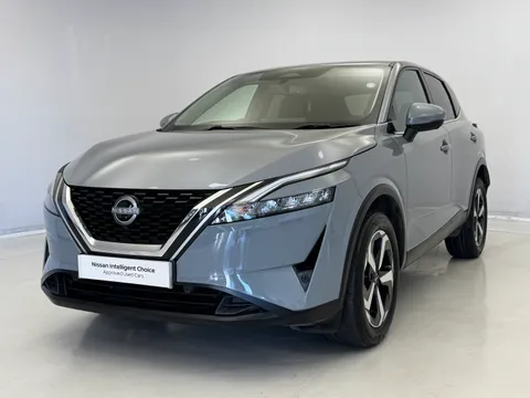 YC72VDK Nissan Qashqai 1.3 DiG-T MH N-Connecta 5dr Thumbnail #5