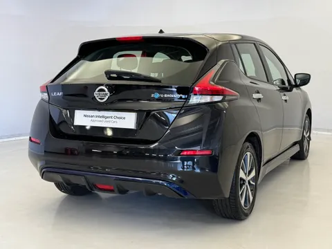 BK22LXP Nissan LEAF 110kW Acenta 40kWh 5dr Auto [6.6kw Charger] Thumbnail #8