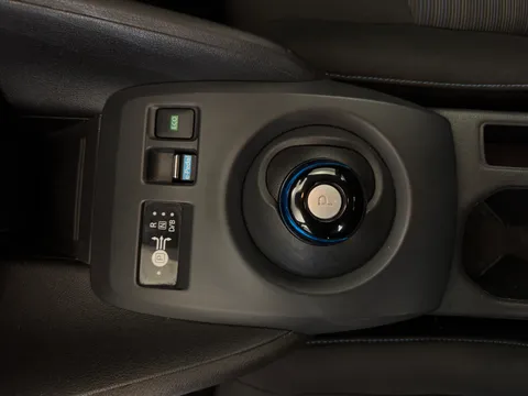 BK22LXP Nissan LEAF 110kW Acenta 40kWh 5dr Auto [6.6kw Charger] Thumbnail #16