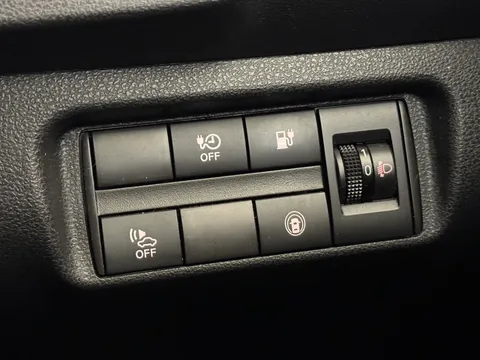 BK22LXP Nissan LEAF 110kW Acenta 40kWh 5dr Auto [6.6kw Charger] Thumbnail #26