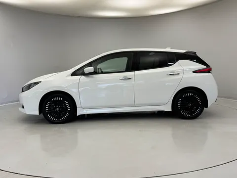 6 of 35 for Nissan LEAF 110kW Shiro 39kWh 5dr Auto