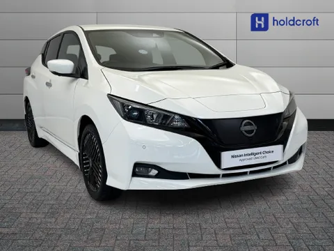 1 of 35 for Nissan LEAF 110kW Shiro 39kWh 5dr Auto