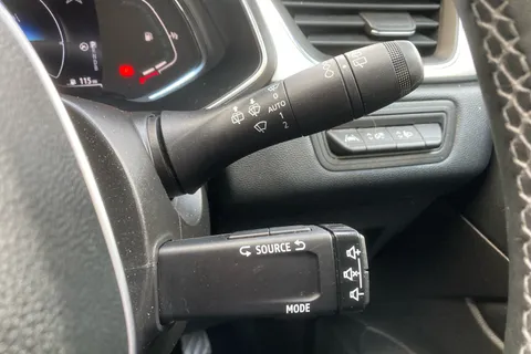 BT71DSU Renault Captur 1.6 E-TECH Hybrid 145 S Edition 5dr Auto Thumbnail #19