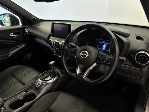 DY73GWL Nissan Juke 1.6 Hybrid Tekna 5dr Auto Thumbnail #18
