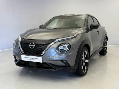 DY73GWL Nissan Juke 1.6 Hybrid Tekna 5dr Auto Thumbnail #5