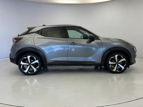 DY73GWL Nissan Juke 1.6 Hybrid Tekna 5dr Auto Thumbnail #10