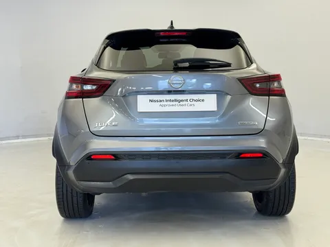DY73GWL Nissan Juke 1.6 Hybrid Tekna 5dr Auto Thumbnail #8