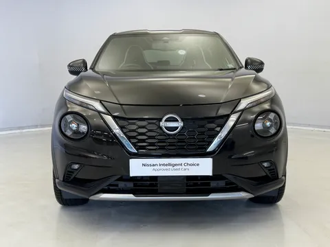 DS22LCG Nissan Juke 1.6 Hybrid Premiere Edition 5dr Auto Thumbnail #3