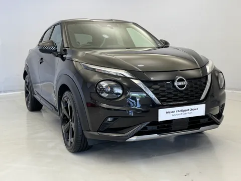 DS22LCG Nissan Juke 1.6 Hybrid Premiere Edition 5dr Auto Thumbnail #2