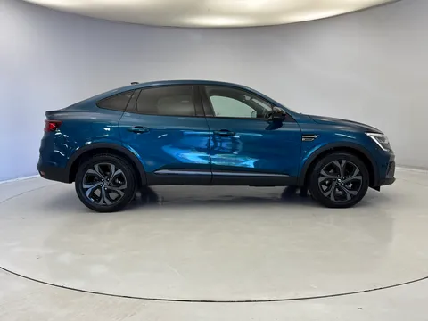 BV72USW Renault ARKANA 1.3 Mild hybrid 140 R.S. Line 5dr EDC Thumbnail #5