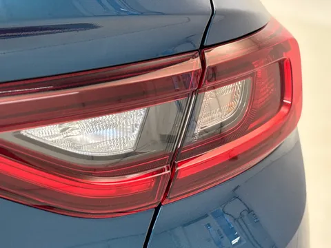 BV72USW Renault ARKANA 1.3 Mild hybrid 140 R.S. Line 5dr EDC Thumbnail #34