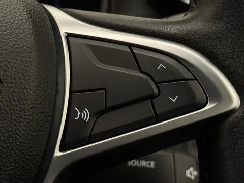 DY22DHE Dacia Duster 1.0 TCe 90 Prestige 5dr Thumbnail #22