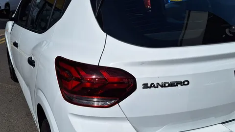 FL22RZF Dacia Sandero 1.0 SCe Essential 5dr Thumbnail #7