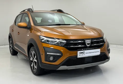 DL22LZU Dacia Sandero Stepway 1.0 TCe Prestige 5dr Thumbnail #1