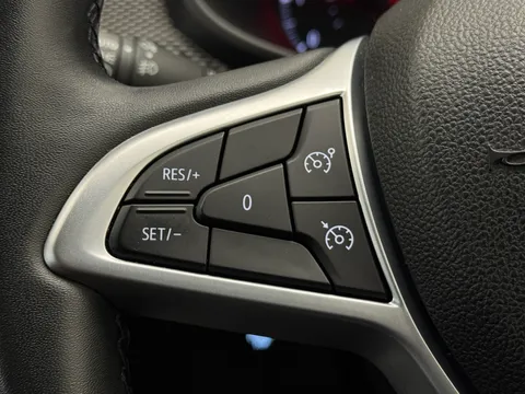 DL22LZU Dacia Sandero Stepway 1.0 TCe Prestige 5dr Thumbnail #11