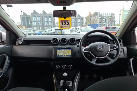 3 of 40 for DACIA DUSTER 1.3 TCe 130 Prestige 5dr