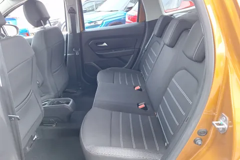 9 of 40 for DACIA DUSTER 1.3 TCe 130 Prestige 5dr
