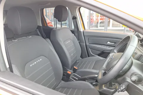 13 of 40 for DACIA DUSTER 1.3 TCe 130 Prestige 5dr