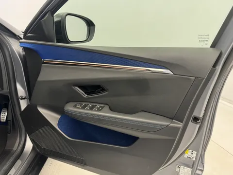 DF74KUS Renault Scenic E-Tech 160kW Esprit Alpine 87kWh Long Range 5dr Auto Thumbnail #24