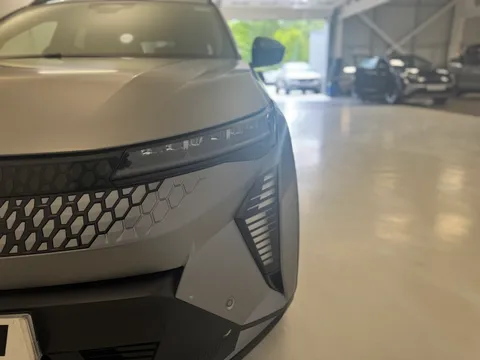 DF74KUS Renault Scenic E-Tech 160kW Esprit Alpine 87kWh Long Range 5dr Auto Thumbnail #29