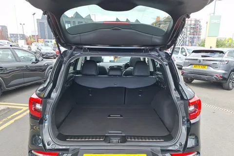 19 of 40 for Renault Kadjar 1.3 TCE GT Line 5dr