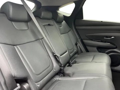 EF25CYT Hyundai Tucson 1.6T Plug-in Hybrid Ultimate 5dr Auto Thumbnail #11