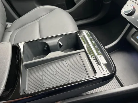 EF25CYT Hyundai Tucson 1.6T Plug-in Hybrid Ultimate 5dr Auto Thumbnail #23