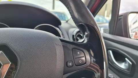 12 of 21 for Renault Clio 1.5 dCi 90 Dynamique Nav 5dr