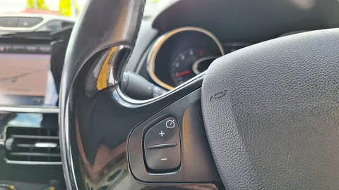 13 of 21 for Renault Clio 1.5 dCi 90 Dynamique Nav 5dr