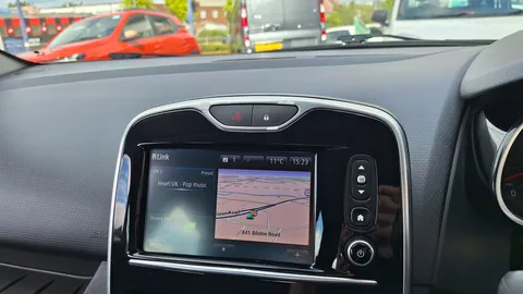14 of 21 for Renault Clio 1.5 dCi 90 Dynamique Nav 5dr