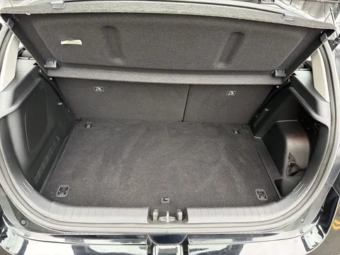 EF71AWH Hyundai i20 1.0T GDi 48V MHD SE Connect 5dr DCT Thumbnail #19
