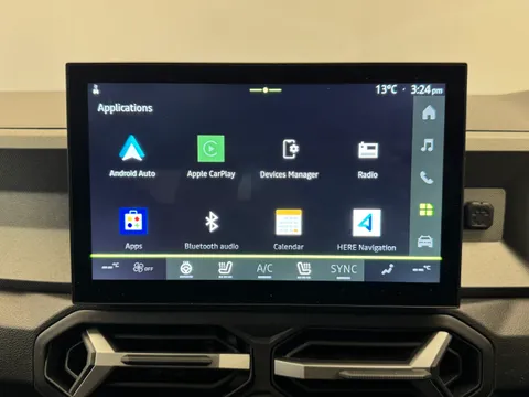 DV75PVK Dacia Bigster 1.8 Hybrid 155 Journey 5dr Auto Thumbnail #19