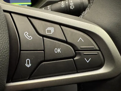 DV75PVK Dacia Bigster 1.8 Hybrid 155 Journey 5dr Auto Thumbnail #22