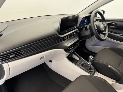 DX75XHP Hyundai i20 1.0T GDi 90 Tech Line 5dr Thumbnail #12