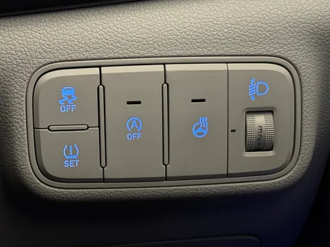 DX75XHP Hyundai i20 1.0T GDi 90 Tech Line 5dr Thumbnail #28
