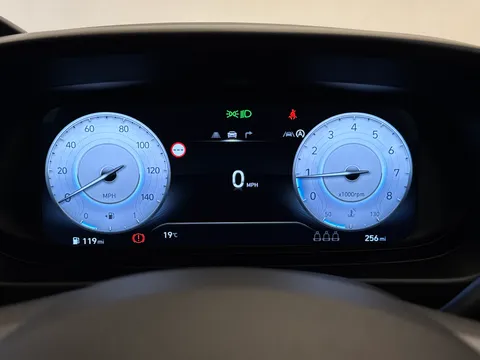 DX75XHP Hyundai i20 1.0T GDi 90 Tech Line 5dr Thumbnail #29