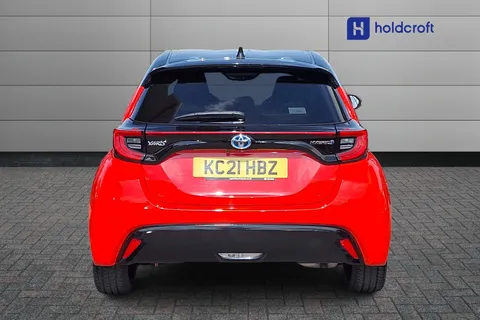 KC21HBZ Toyota Yaris 1.5 Hybrid Launch Edition 5dr CVT Thumbnail #9