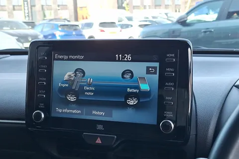 KC21HBZ Toyota Yaris 1.5 Hybrid Launch Edition 5dr CVT Thumbnail #40