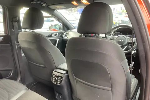 CE73LHD Kia Ceed 1.5T GDi ISG GT-Line 5dr Thumbnail #26